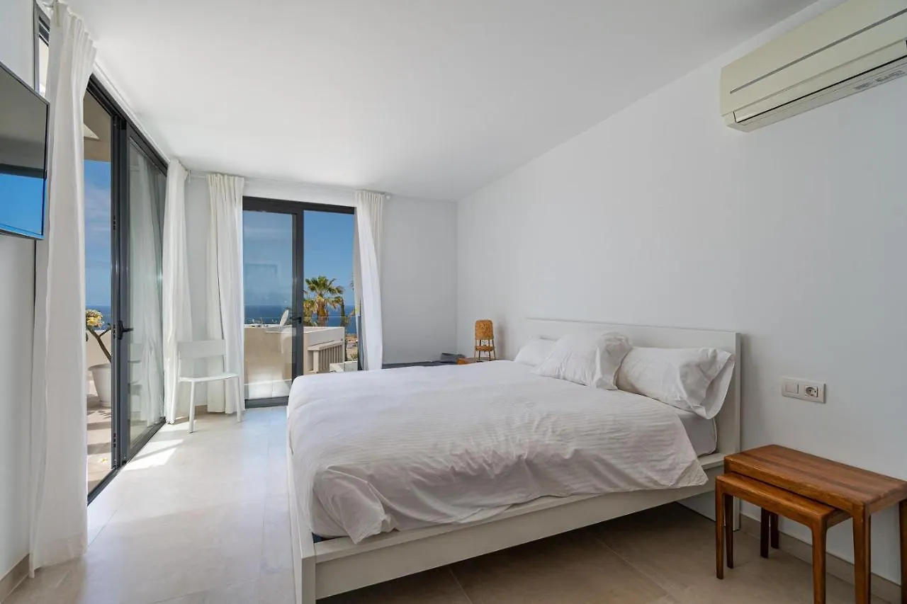Villa With Heated Pool Near Golf Costa Adeje Costa Adeje  0*, Costa Adeje (Tenerife)